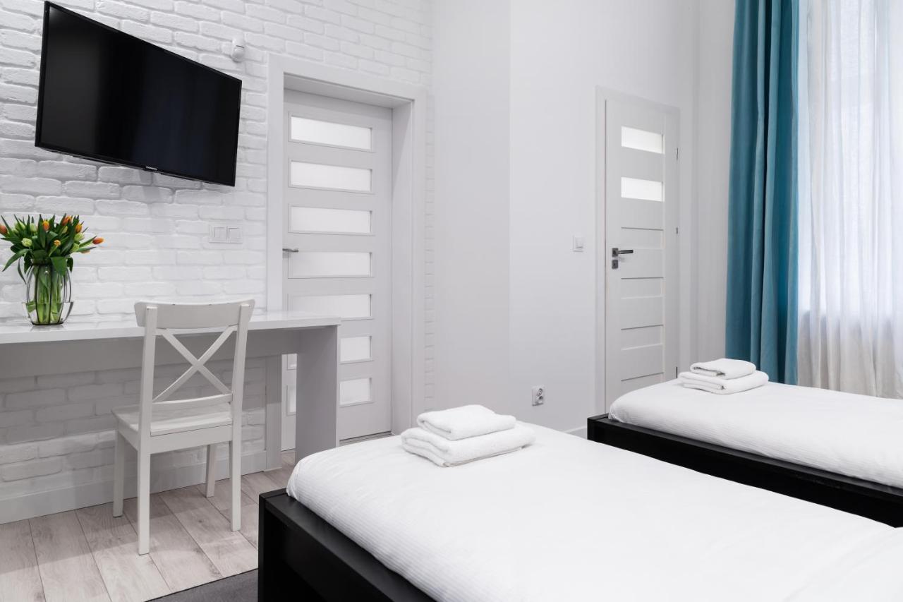 Househost Apartment: Bonerowska 5/11 Красков Екстериор снимка