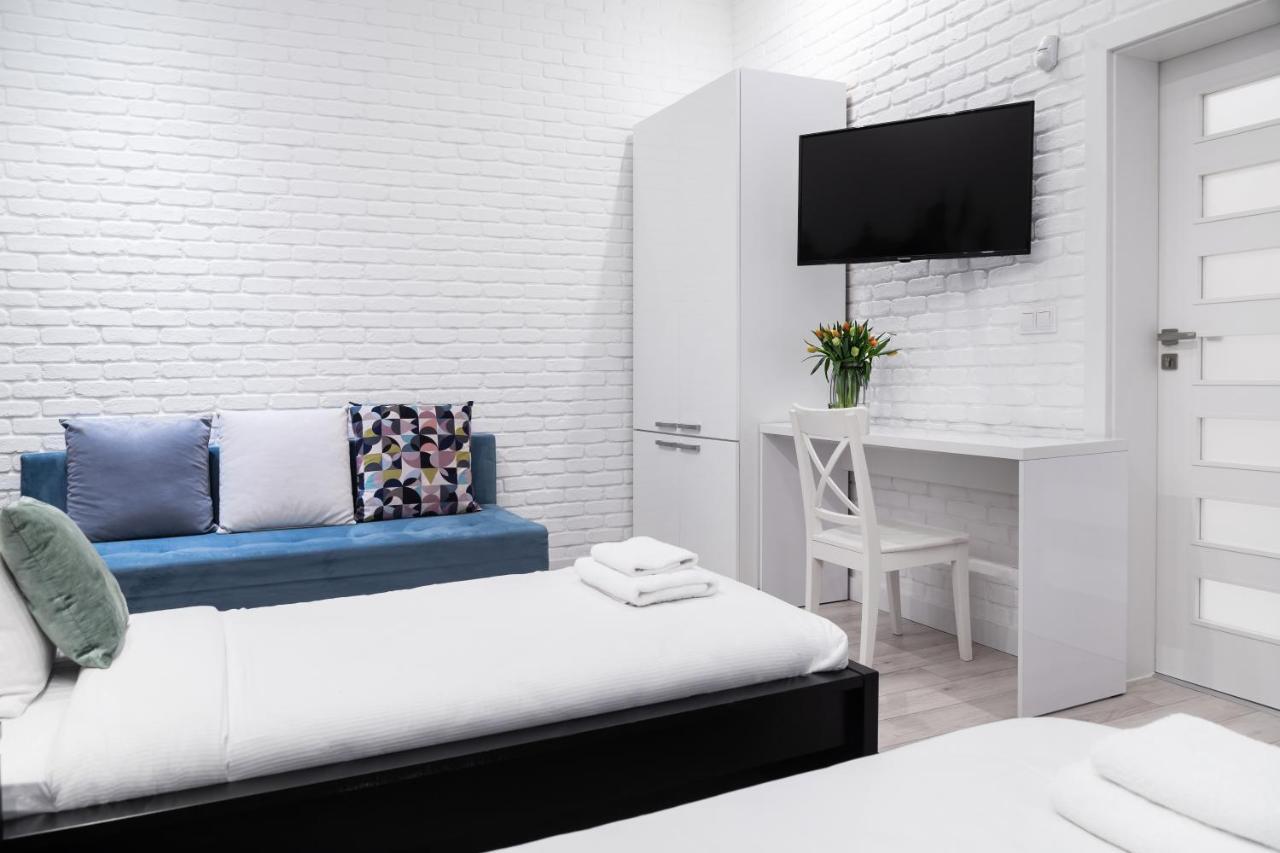 Househost Apartment: Bonerowska 5/11 Красков Екстериор снимка